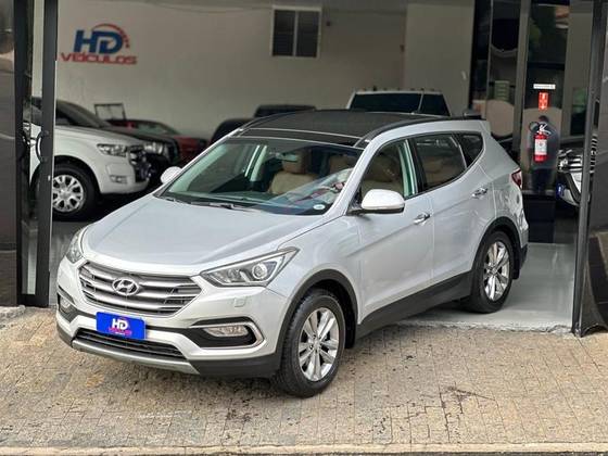 HYUNDAI SANTA FÉ 3.3 MPFI 4X4 7 LUGARES V6 270CV GASOLINA 4P AUTOMÁTICO HYUNDAI SANTA FÉ 3.3 MPFI 4X4 7 LUGARES V6 270CV GASOLINA 4P AUTOMÁTICO